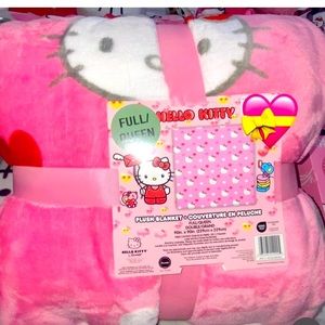HELLO KITTY PINK VALENTINES QUEEN BLANKET 💕